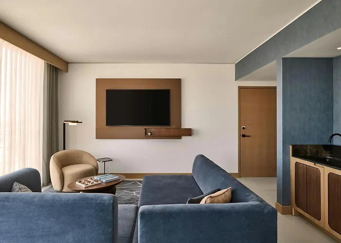 The Remi Autograph Collection Hotel 4*