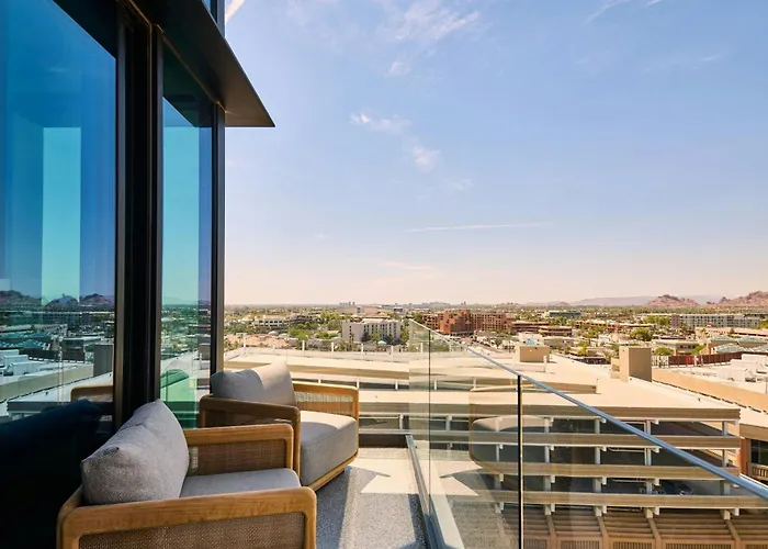 Hotel The Remi Autograph Collection